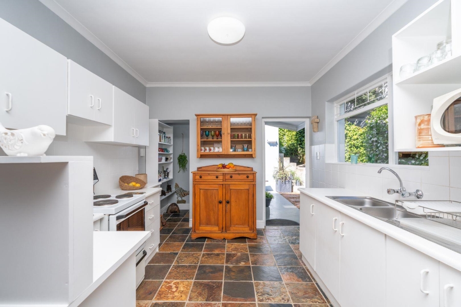 1 Bedroom Property for Sale in Woodstock Western Cape